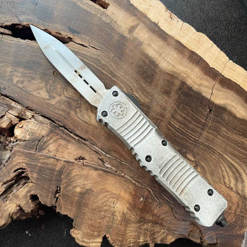 Microtech Combat Troodon D/E Sandtrooper Deep Engraved Standard Out the Front