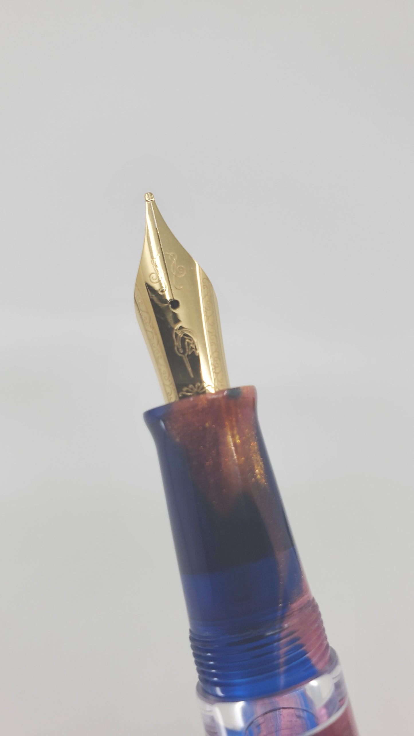 Nahvalur Voyage Quebec Fountain Pen Broad Nib