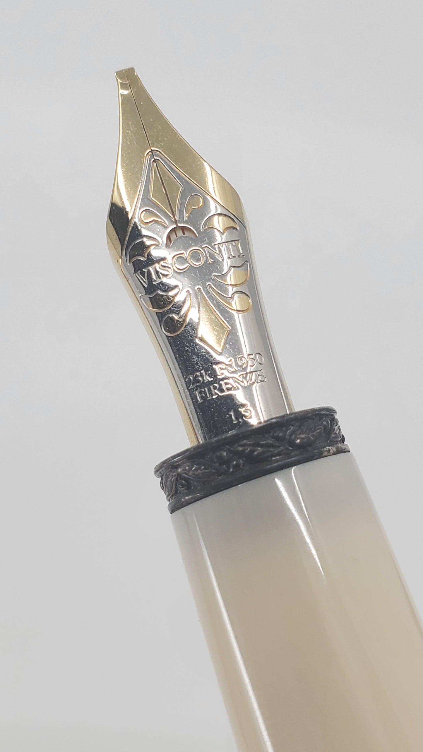 Visconti Declaration of Independence Fountain Pen 24k Gold 1.3 Nib