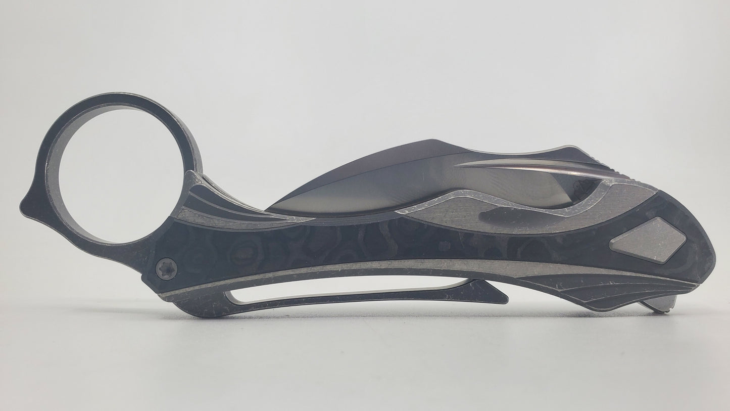 Poikilo "Thorny Devil" Karambit Black DSW Folding Knife