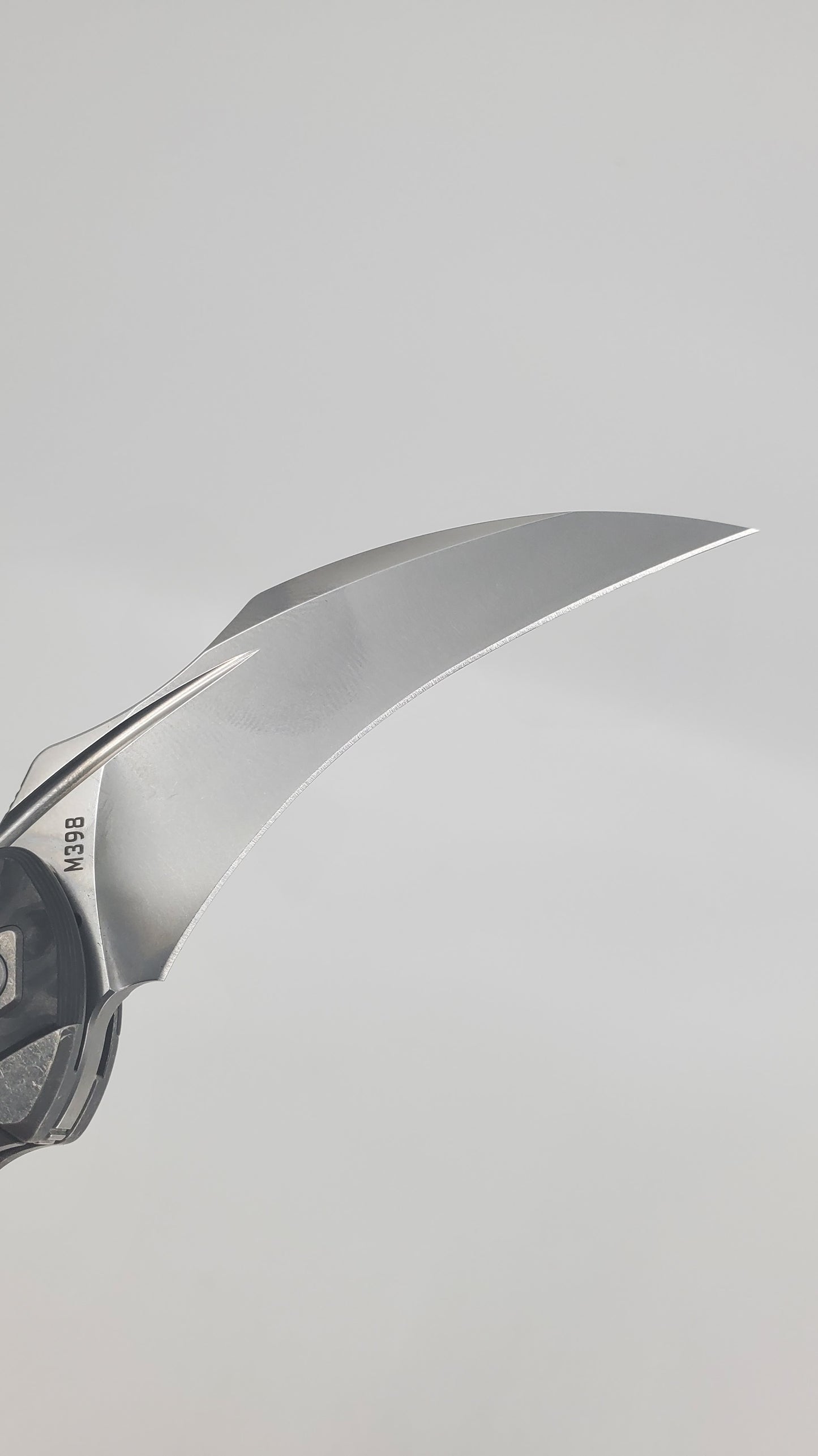 Poikilo "Thorny Devil" Karambit Black DSW Folding Knife