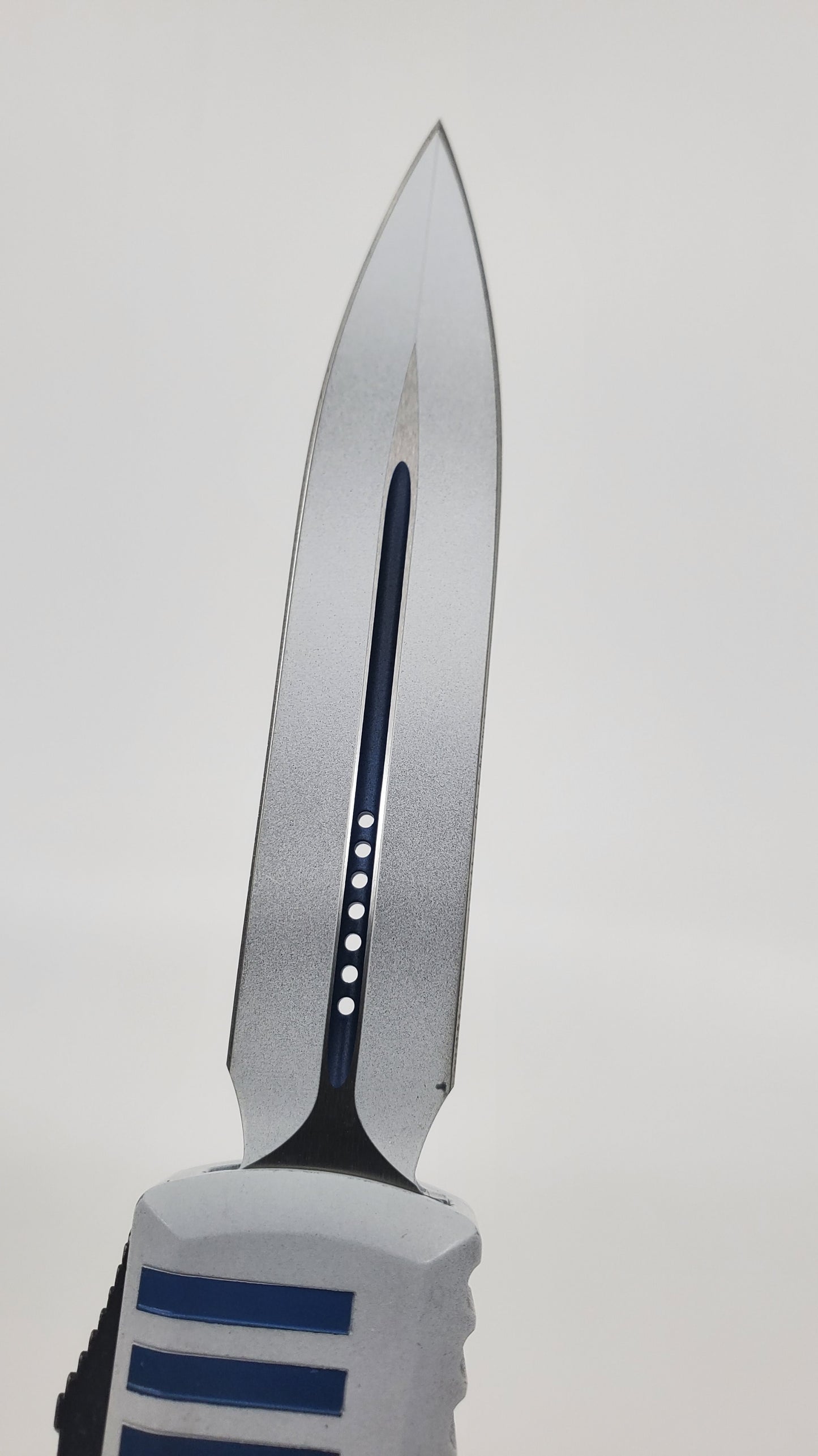 Microtech Ultratech D/E White Clone Trooper Out the Front Knife