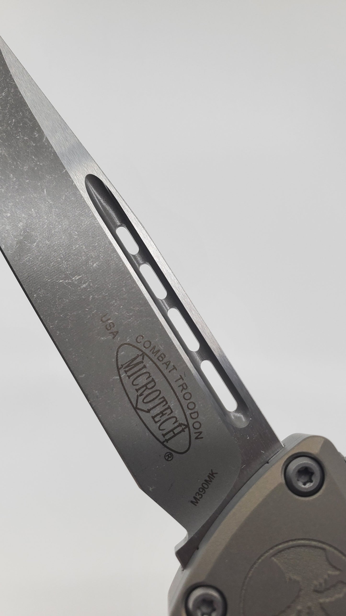 Microtech Combat Troodon S/E Gen III Natural Clear Apocalyptic Out the Front Knife
