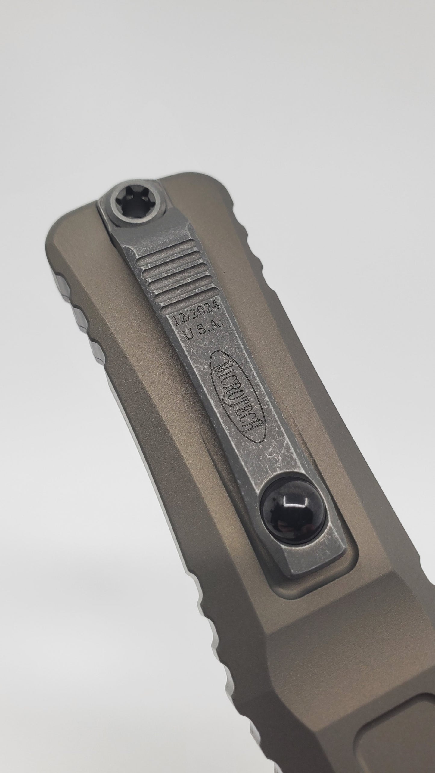 Microtech Combat Troodon S/E Gen III Natural Clear Apocalyptic Out the Front Knife