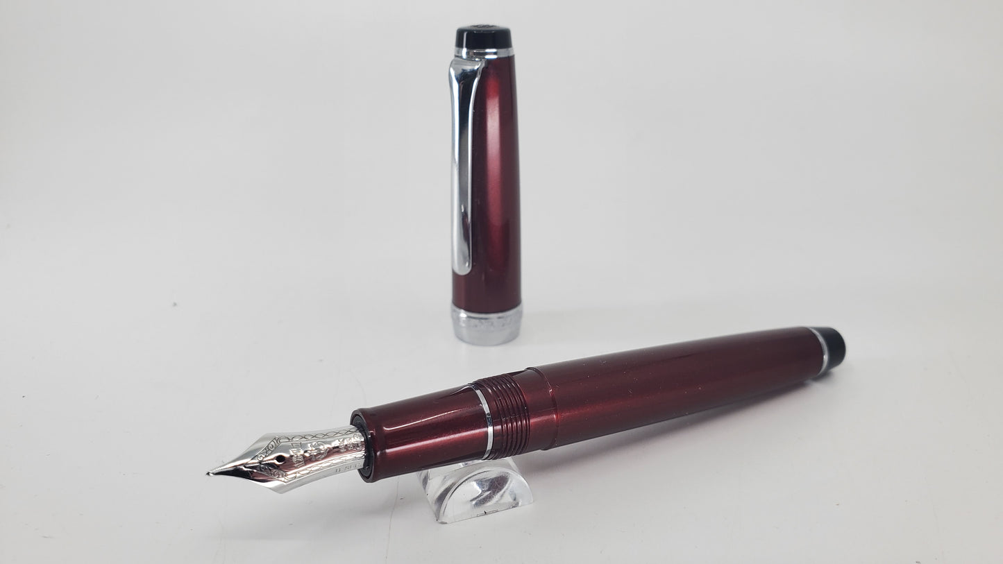 Sailor Professional Gear Slim Sai-Bi Togi Burgundy Fountain Pen 14k Gold Super Extra Fine Nib