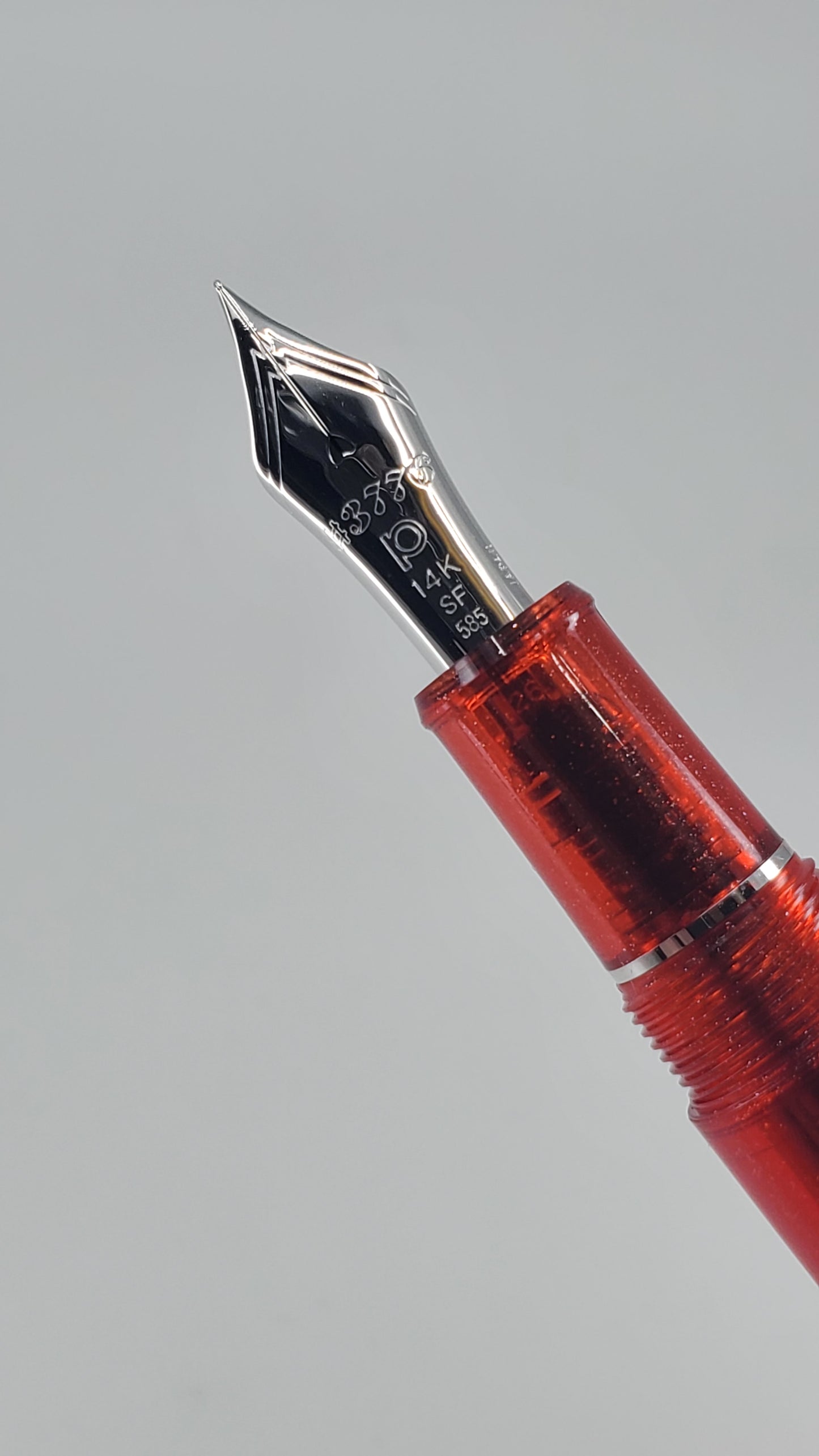 Platinum 3776 Century Carnelian Fountain Pen 14k Gold SF Nib