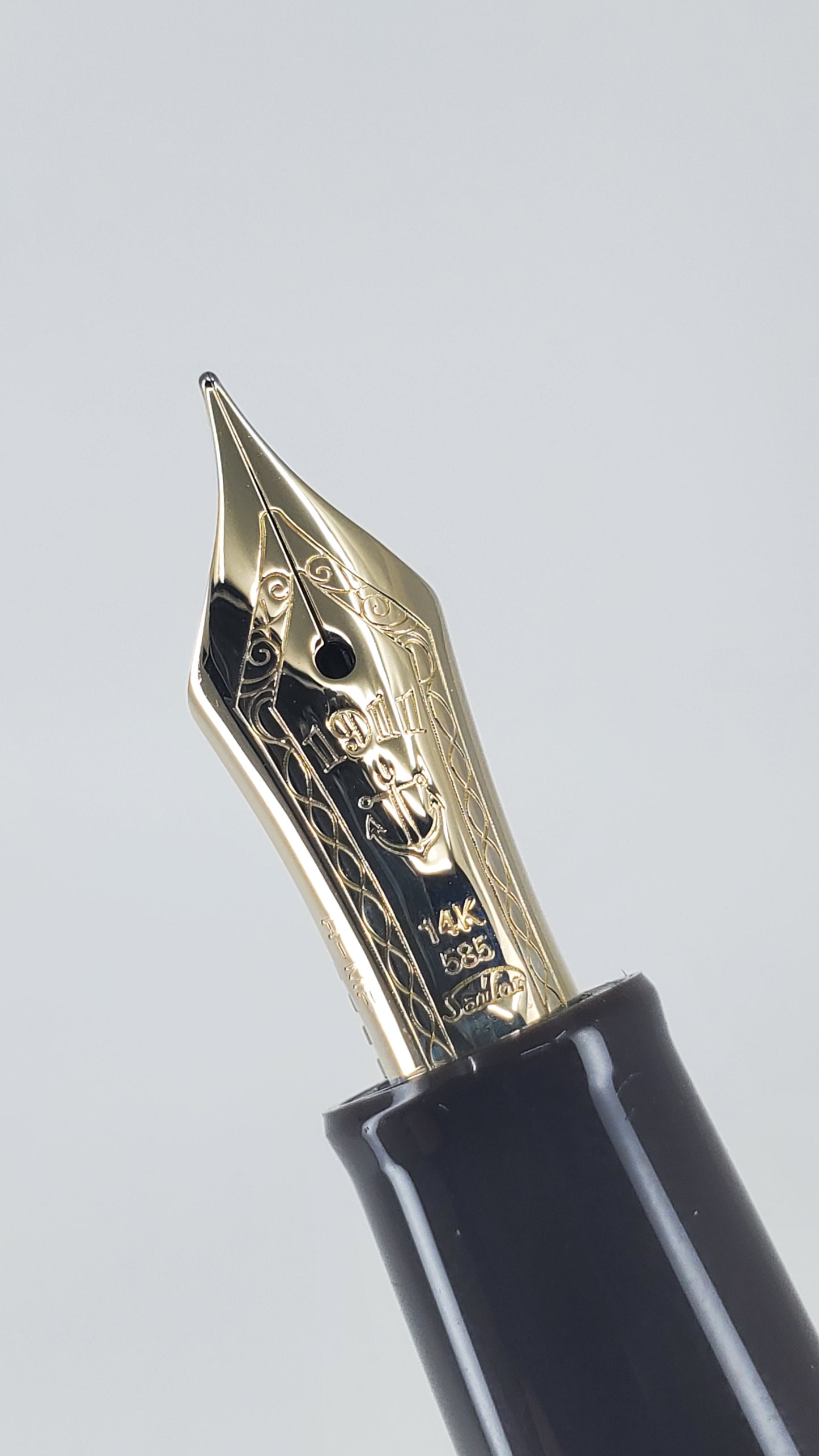 Sailor Professional Gear Slim Mini Puff Brown 14k Gold Medium Fine Nib