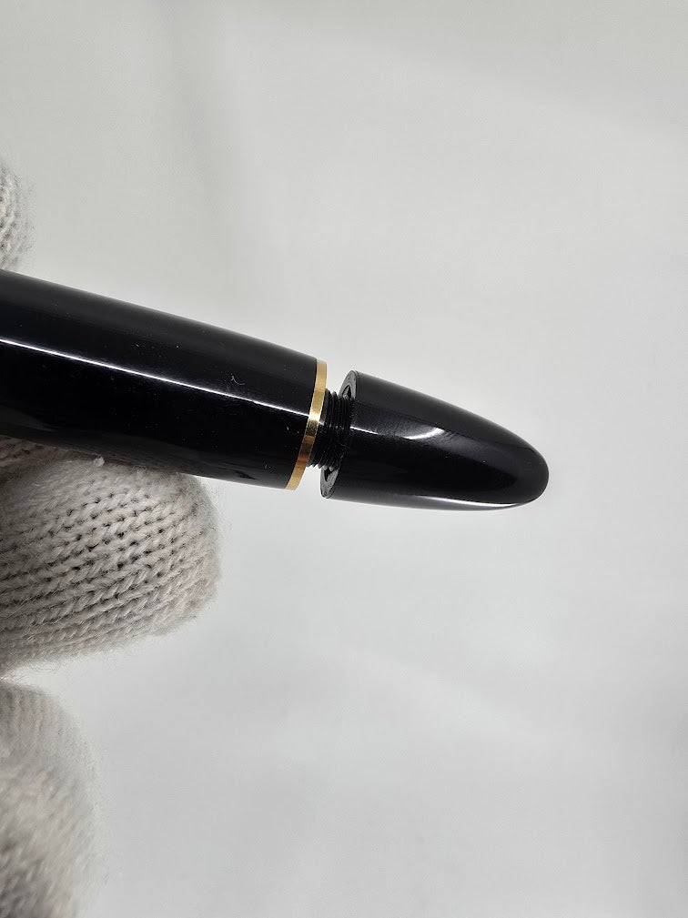 Montblanc 149 Triple Band 14k Gold Nib Fountain Pen Medium *Consignment*