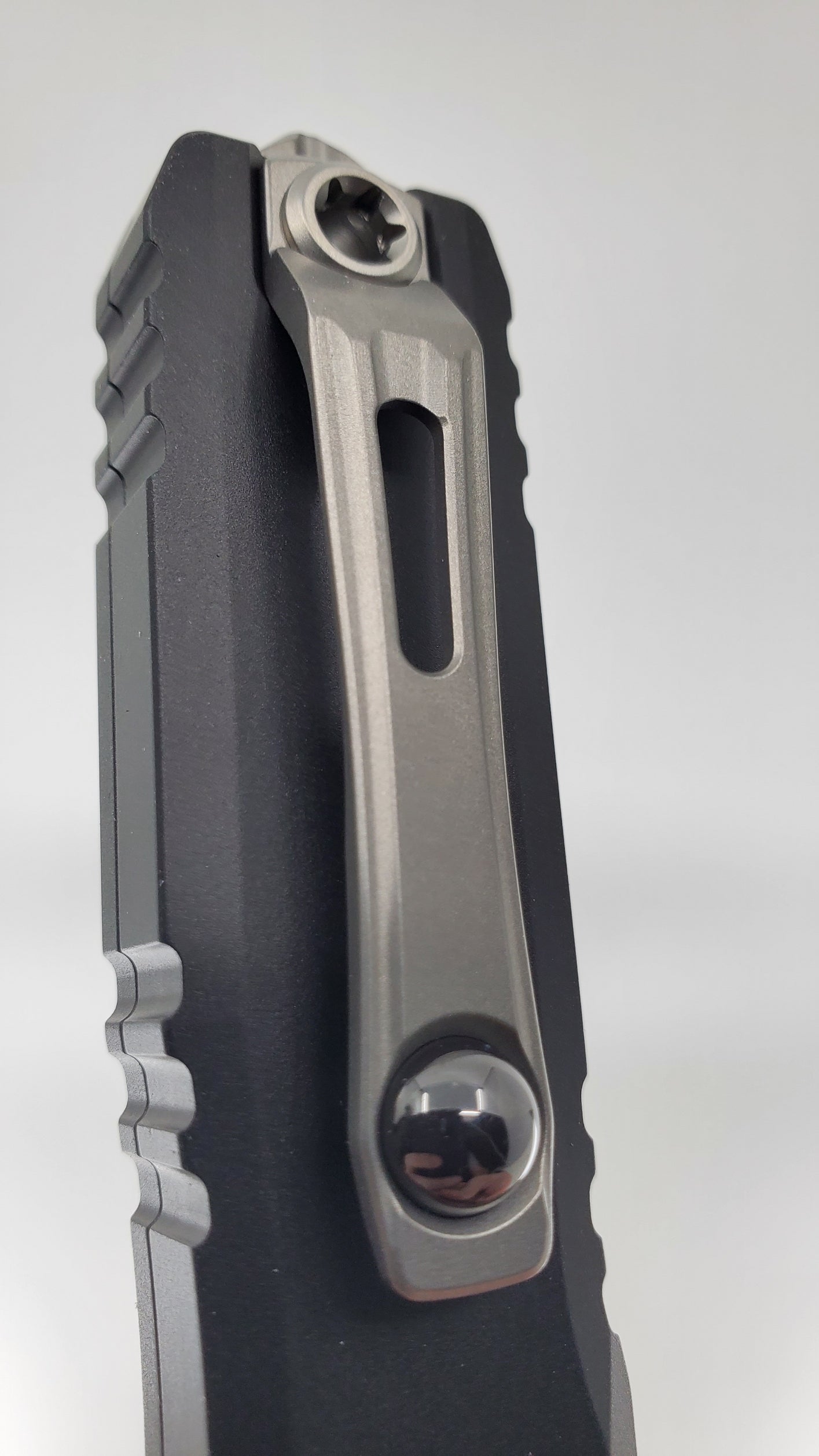 Microtech Ultratech ZBT T/E Black Stonewash Standard Out the Front Knife