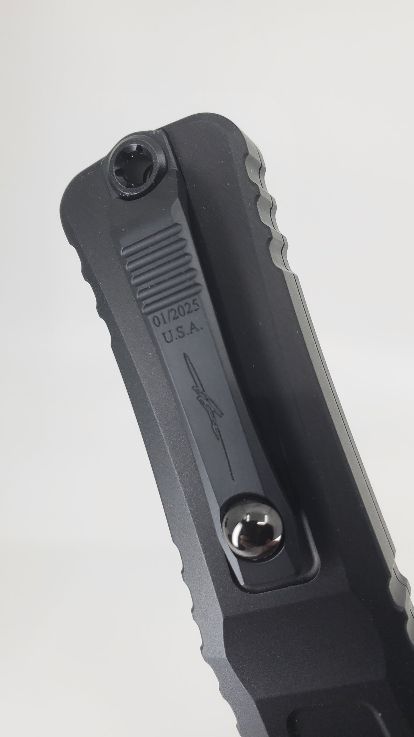 Microtech Combat Troodon Gen III Interceptor Signature Series Tactical Out the Front Knife