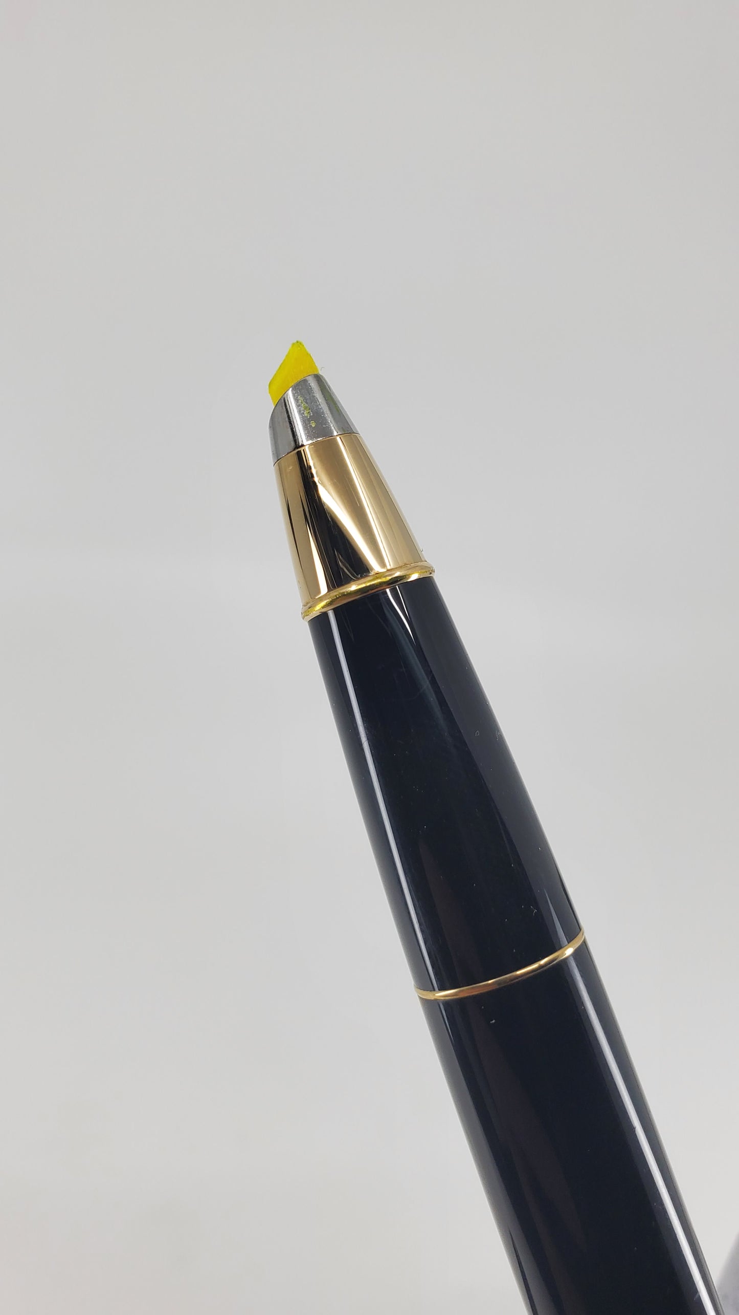 *Consignment* Montblanc LeGrand Document Marker