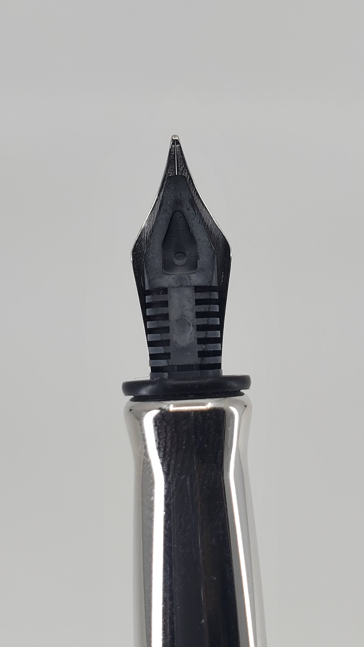 *Consignment* Waldmann Allegro Sterling Silver 925 Fountain Pen Fine Nib
