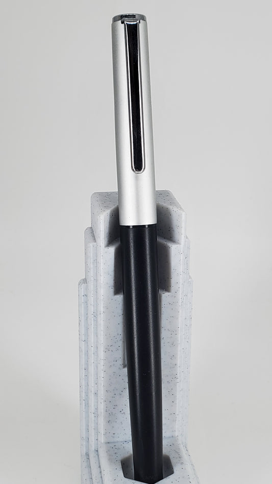 *Consignment* Sailor HighAce Neo Fountain Pen Fine Nib