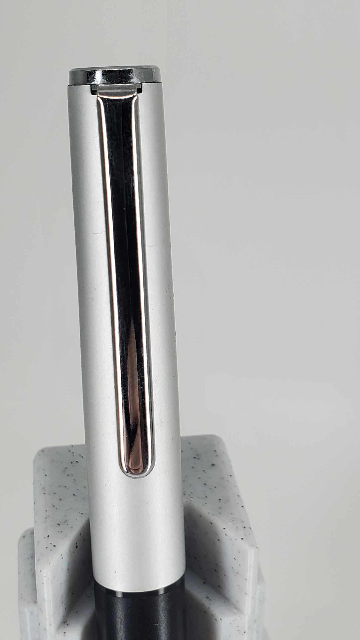 *Consignment* Sailor HighAce Neo Fountain Pen Fine Nib