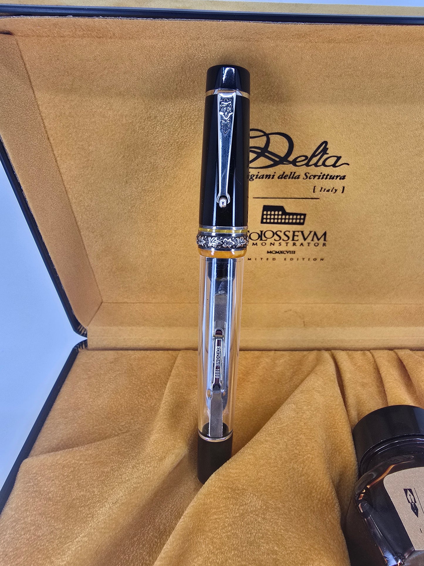 *Consignment* Delta Colosseum Lever Fill Demonstrator with ink bottle
