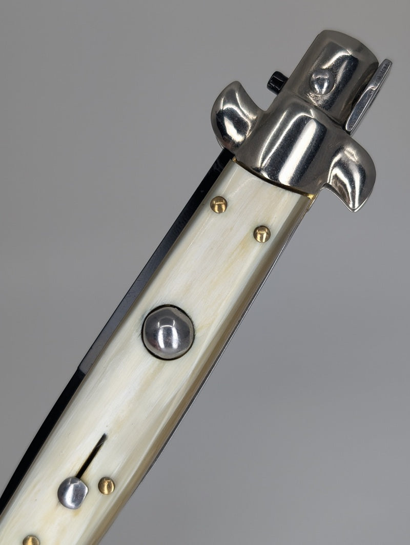 *Consignment* Armando Beltrame Horn Handle Black Blade Italian Stiletto Auto Folding Knife