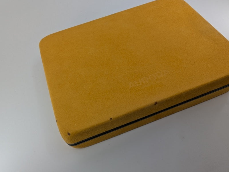 *Consignment* Aurora Optima Sole Limited Edition Fountain Pen 18k Gold Medium Nib