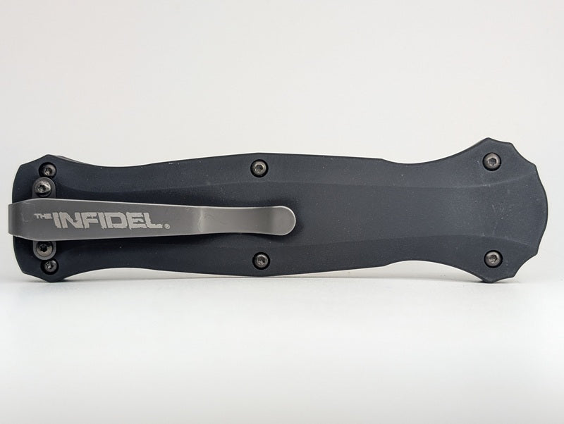 *Consignment* Benchmade Infidel Black Out the Front Knife