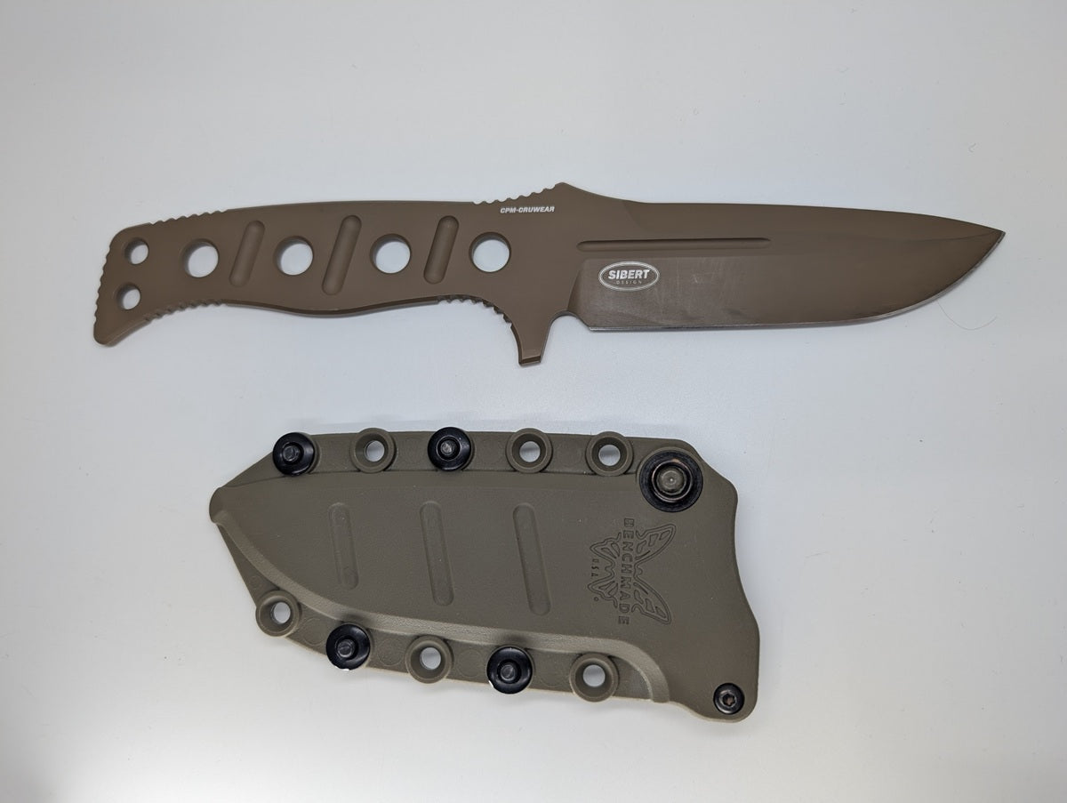 Benchmade-Fixed-Adamas-Collection