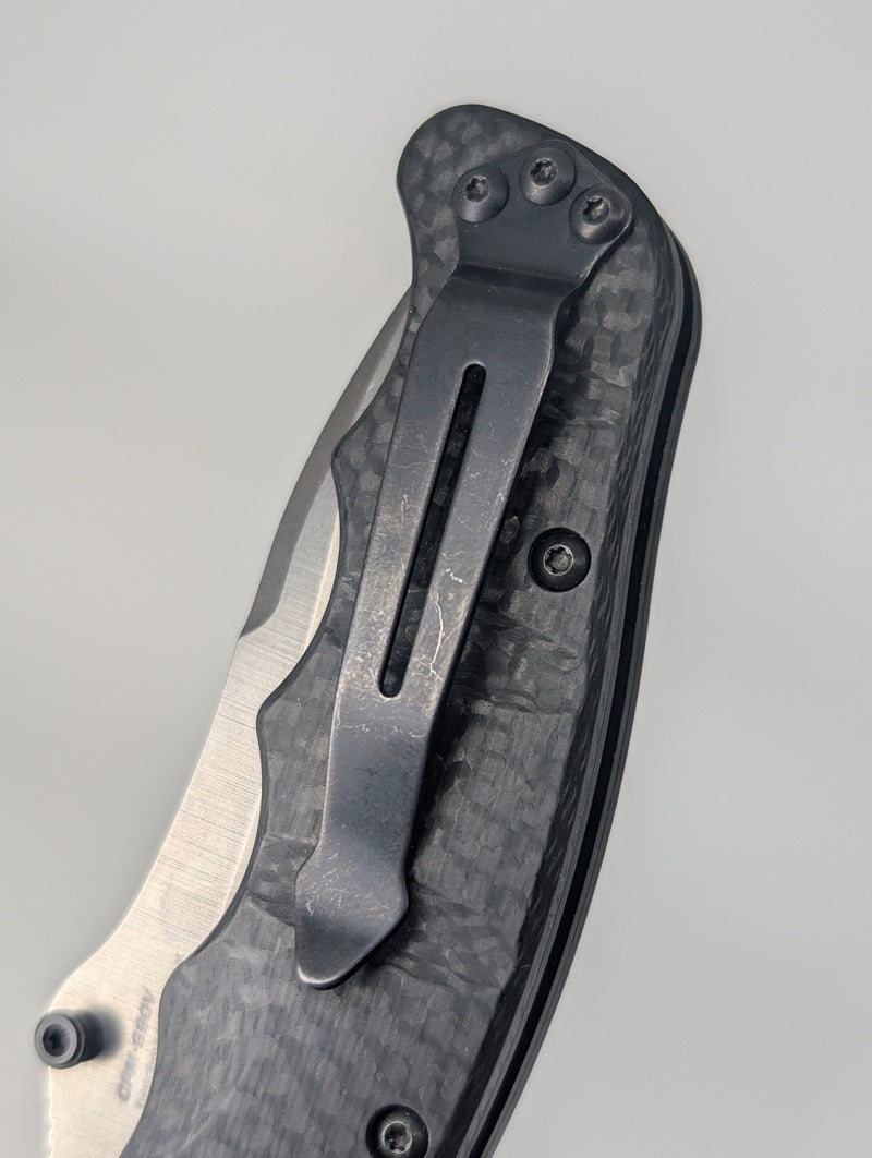 Benchmade-Nakamura-Axis-Lock-Knife-Clip