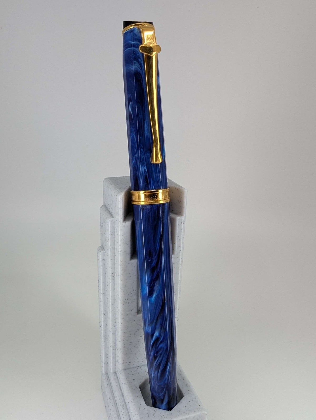 *Consignment* Caran d'Ache Equinox Blue Marble Fountain Pen Steel Medium Nib
