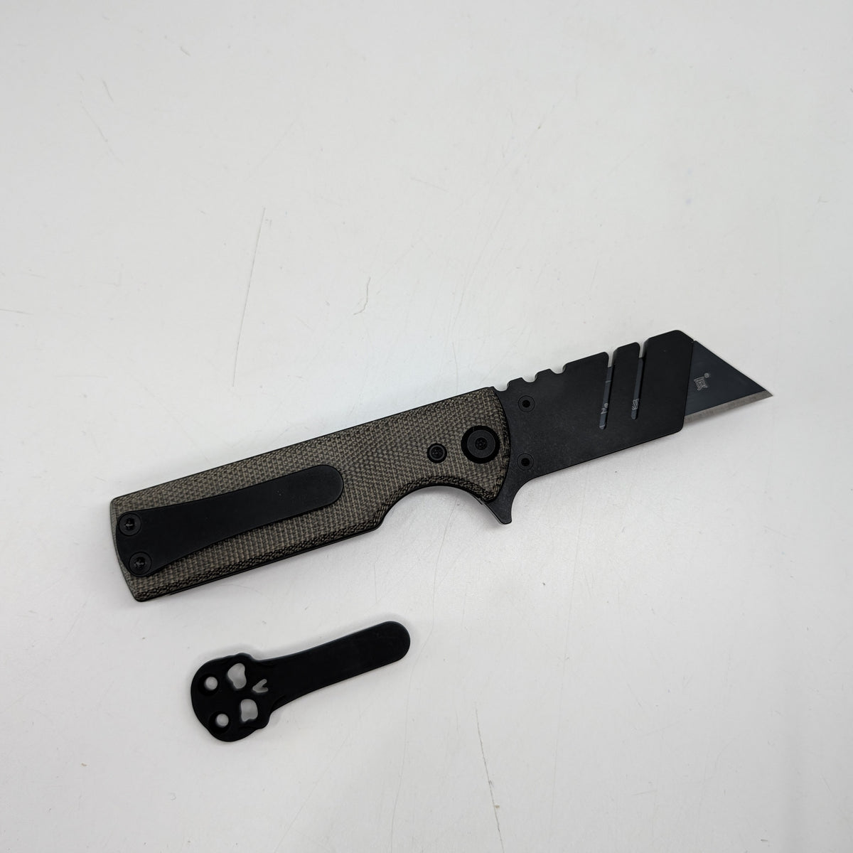 Chaves Knives Blue Label C.H.U.B. Flipper