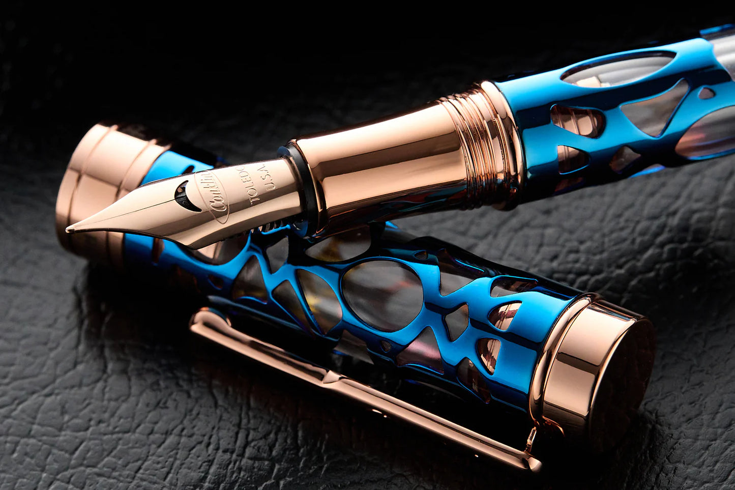 Conklin Endura Deco Crest Demo / Blue Rose Gold Fountain Pen