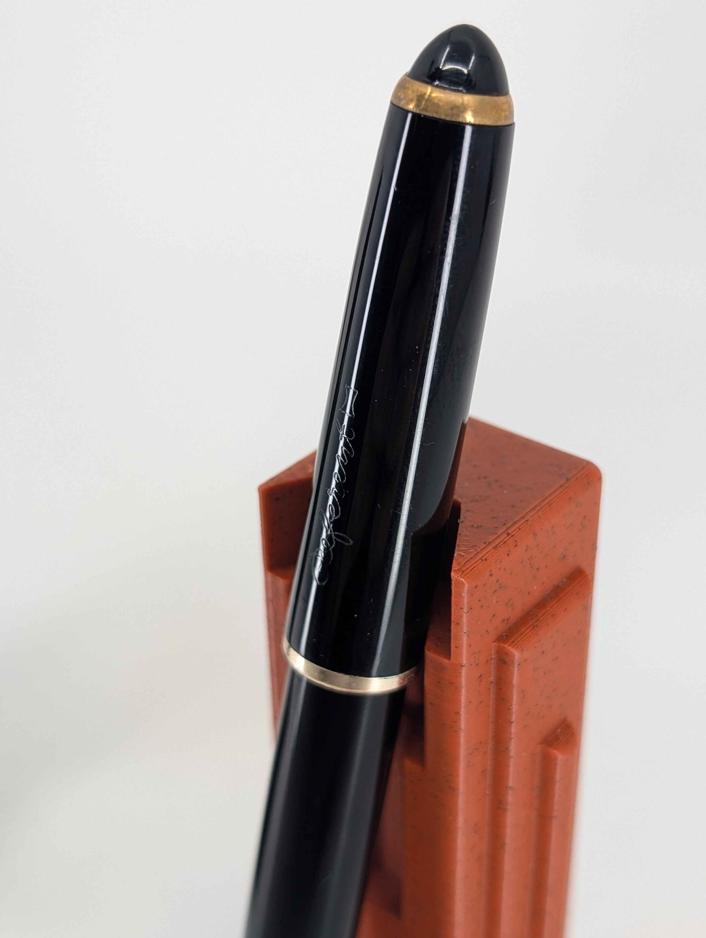 *Consignment* Referent Vintage German Piston-Fill Fountain Pen - 14k Semi-Flexible Nib