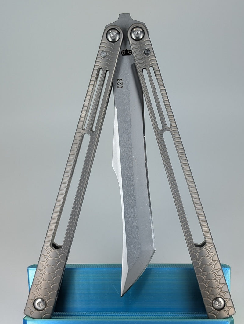 DODO Industries IVO Titanium Channeled Live Blade Balisong