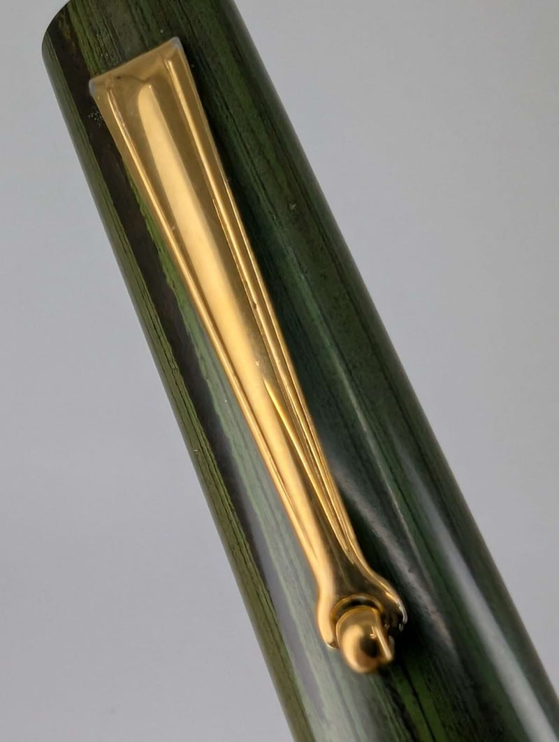 *Consignment* Delta Astra Special Edition 1995 Green Ebonite Fountain Pen 18k Gold Nib