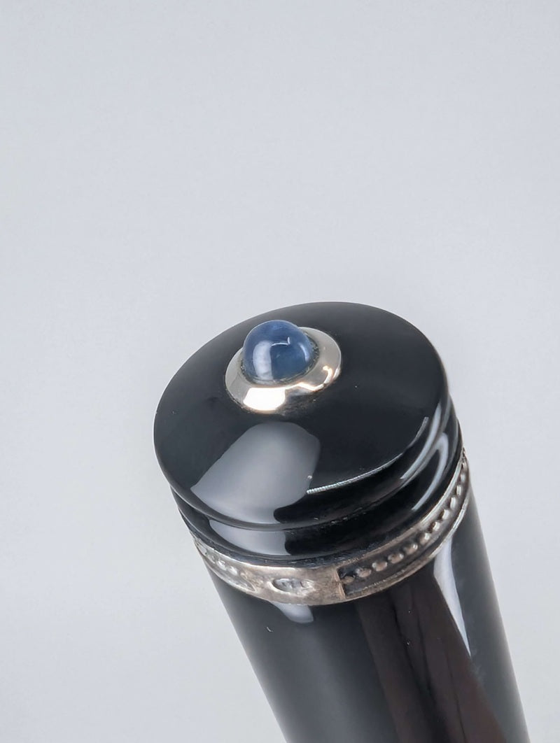 *Consignment* Delta Isaac Newton Special Limited Edition Fountain Pen 18k Gold Broad Nib