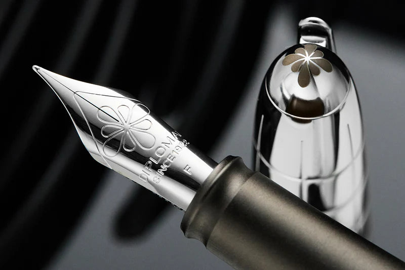 Diplomat Aero Rhomb Chrome Fountain Pen