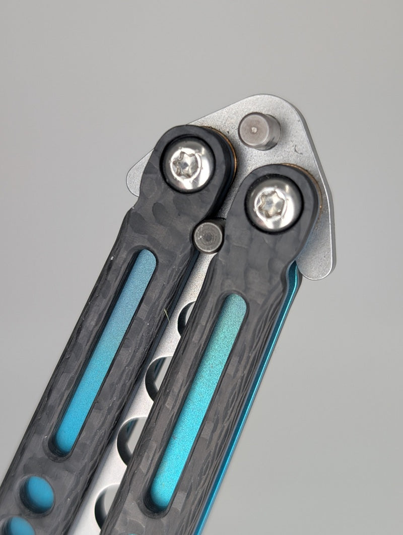 HOM Design Prodigy CF / Ti Teal Balisong Trainer Mod. C