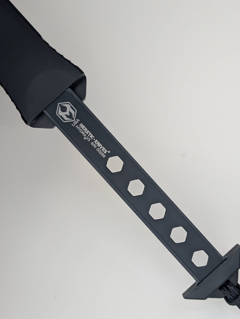 *Consignment* Heretic Knives Hydra Recurve DLC Tactical Single Action Out the Front Knife