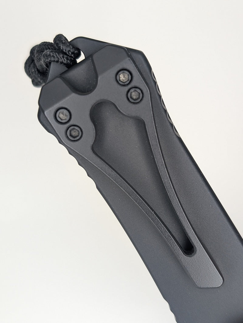 *Consignment* Heretic Knives Hydra Recurve DLC Tactical Single Action Out the Front Knife