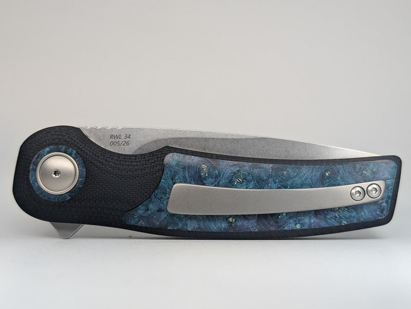 *Consignment* Johan VD Walt JBI Blue Maple Burl Inlay Liner Lock Folding Knife