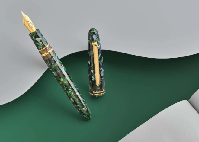 Esterbrook Estie Jurassic Gold Trim Fountain Pen