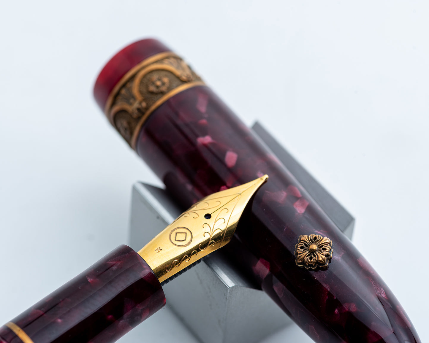 *Consignment* Kilk Novo Baroque - Conway Stewart Bordeaux Acrylic (M)