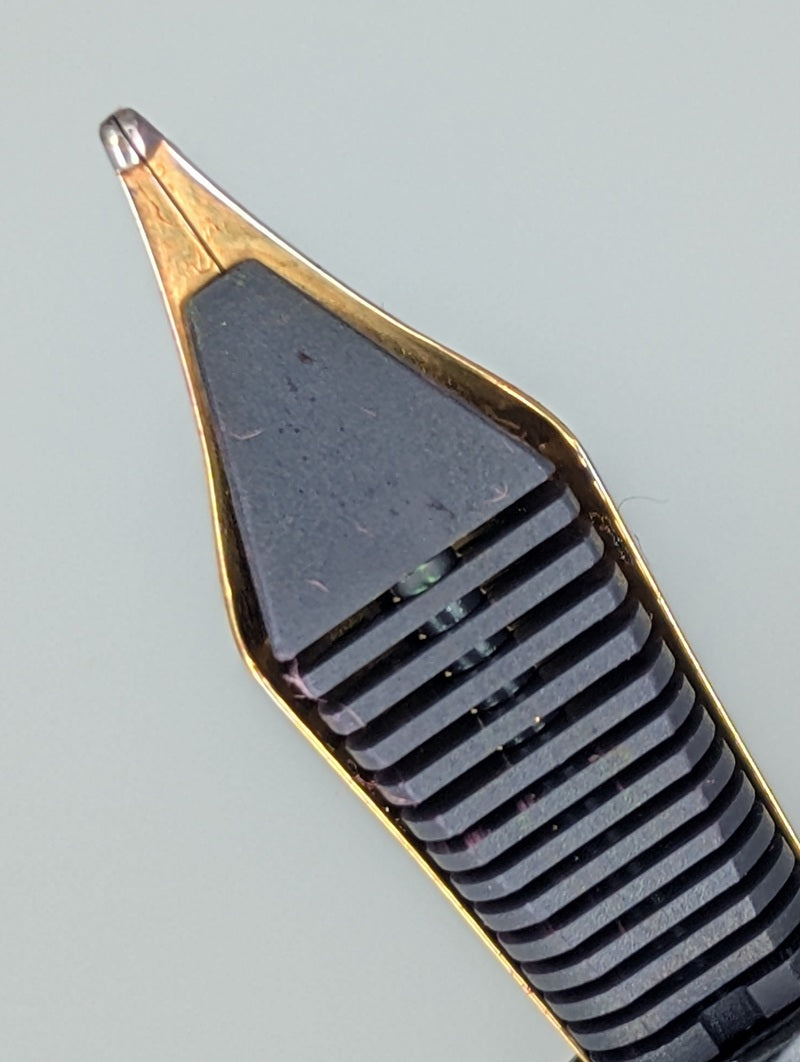 *Consignment* Laban Cambridge Fountain Pen Broad Nib