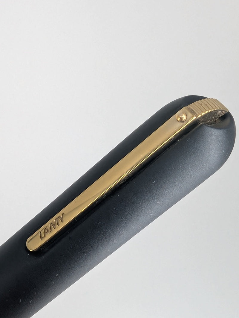 *Consignment* Lamy Persona Black Fountain Pen 18k Gold Medium Nib