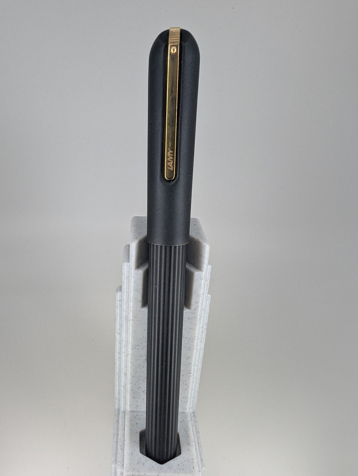 *Consignment* Lamy Persona Black Fountain Pen 18k Gold Medium Nib