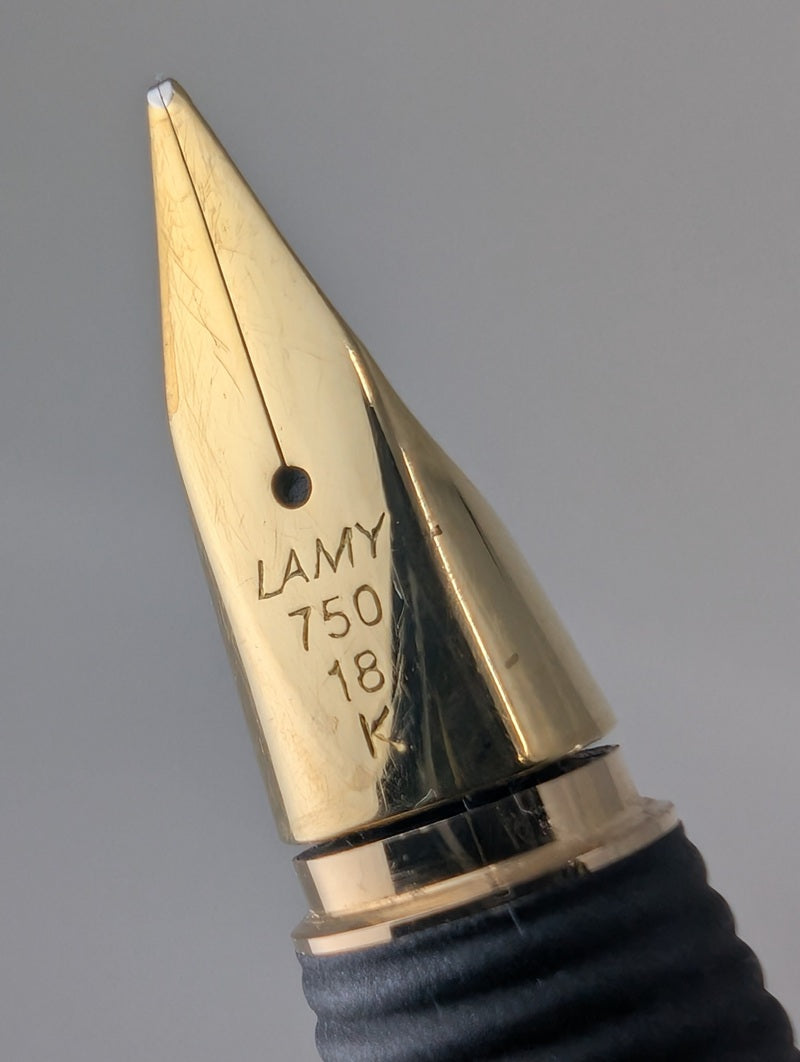 *Consignment* Lamy Persona Black Fountain Pen 18k Gold Medium Nib