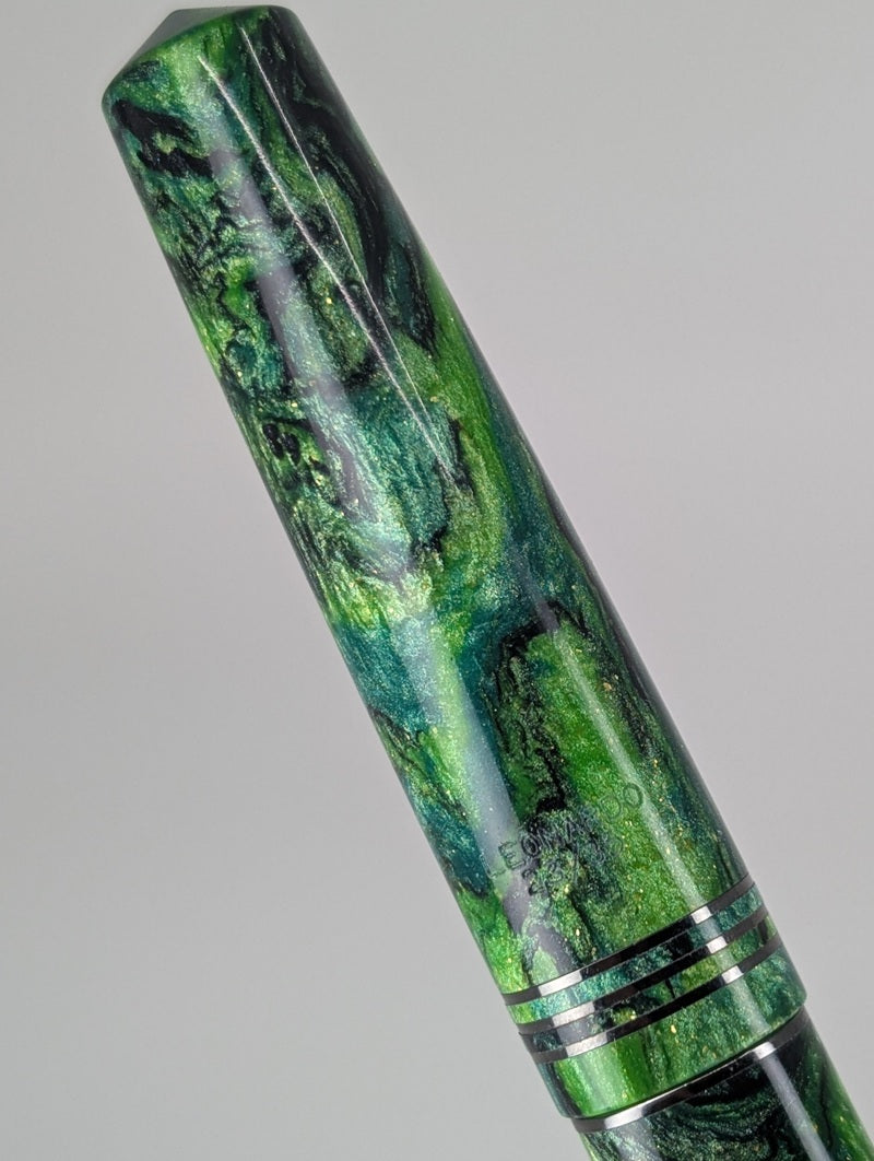 *Consignment* Leonardo Officina Italiana x Van Dieman's Liquid Luck Boxed Set Fountain Pen w/ Bottle of Ink Extra Fine Nib
