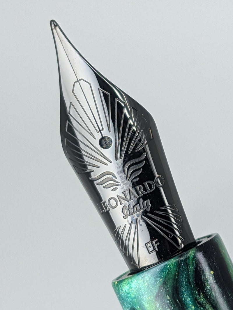 *Consignment* Leonardo Officina Italiana x Van Dieman's Liquid Luck Boxed Set Fountain Pen w/ Bottle of Ink Extra Fine Nib