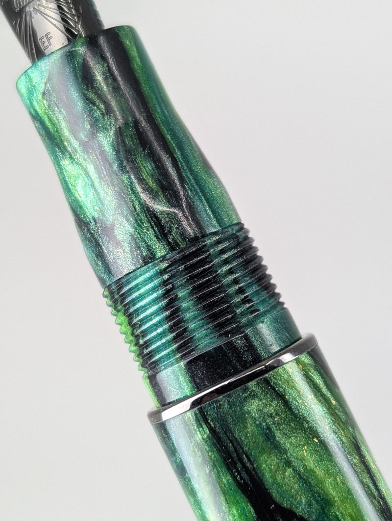 *Consignment* Leonardo Officina Italiana x Van Dieman's Liquid Luck Boxed Set Fountain Pen w/ Bottle of Ink Extra Fine Nib