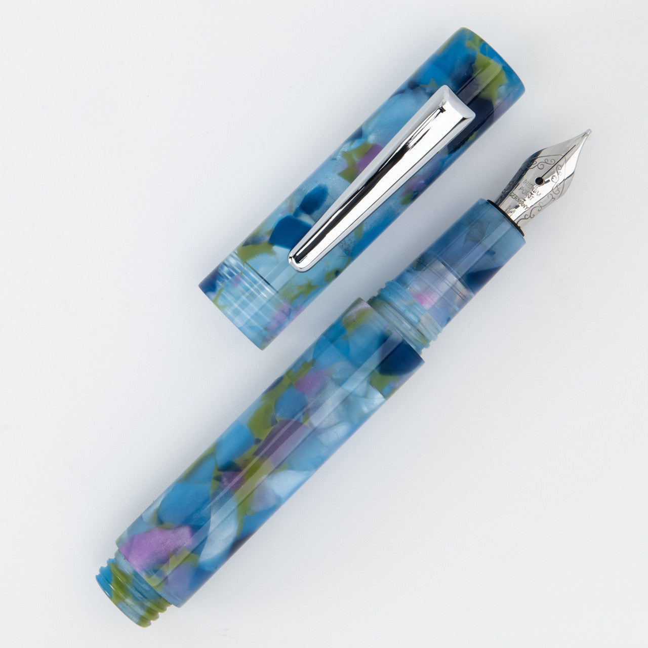 Monteverde MVP Blue Squares Fountain Pen