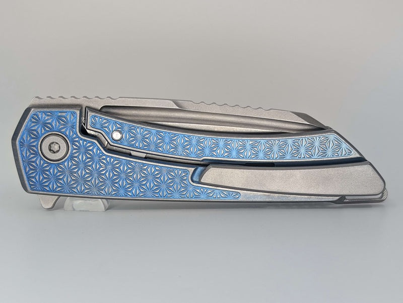 MachineWise Mojave Ice Blue Fade w/ Distress (20CV | Lightwash | Stars Handle) Framelock Folding Knife 162 *BLEM*