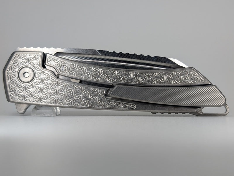 MachineWise Mojave Stonewashed Ti (Stonewash | Stars | Finestep Clip) Framelock Folding Knife #758