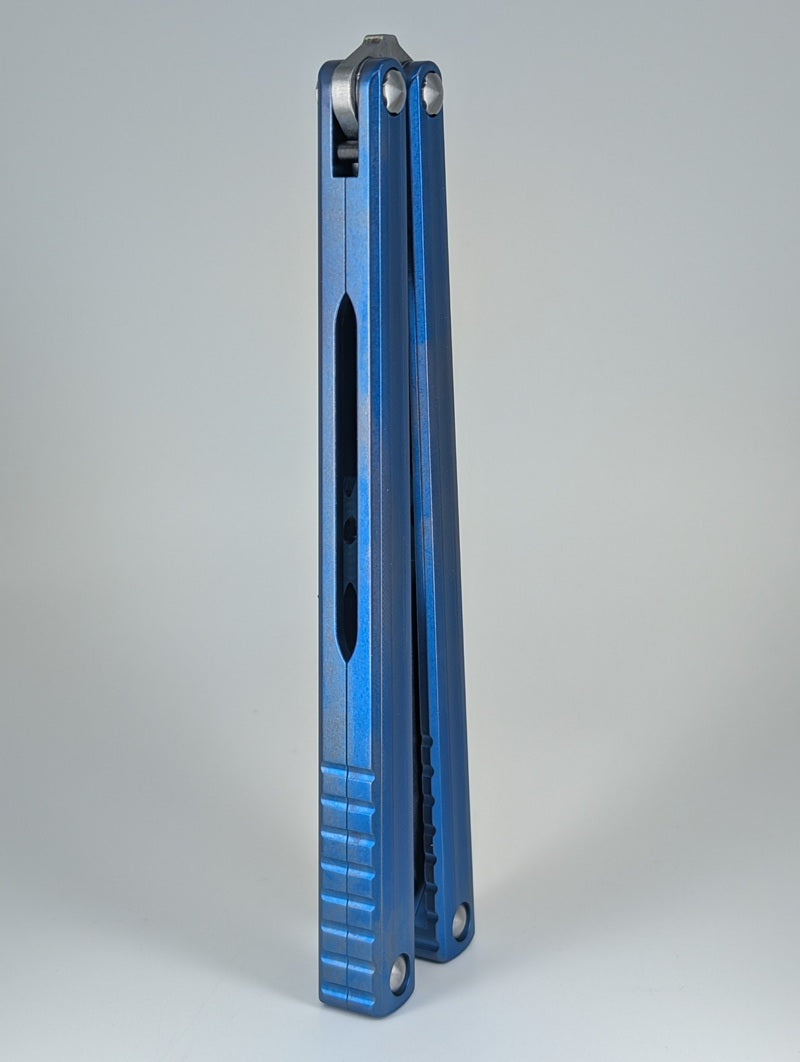 MachineWise Opus V2 Sky Blue Live Blade Balisong