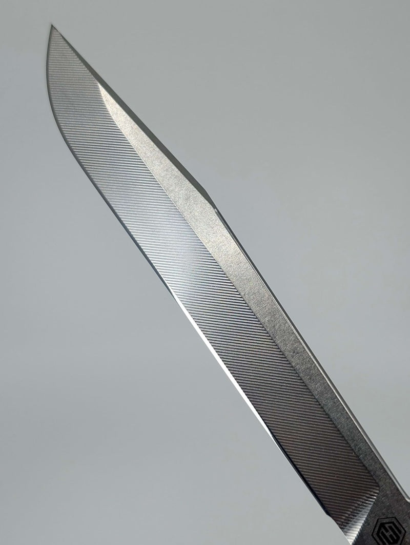 MachineWise Serif ( S35VN | Grade 5 Titanium | Blurple Distressed ) Live Blade Balisong #522